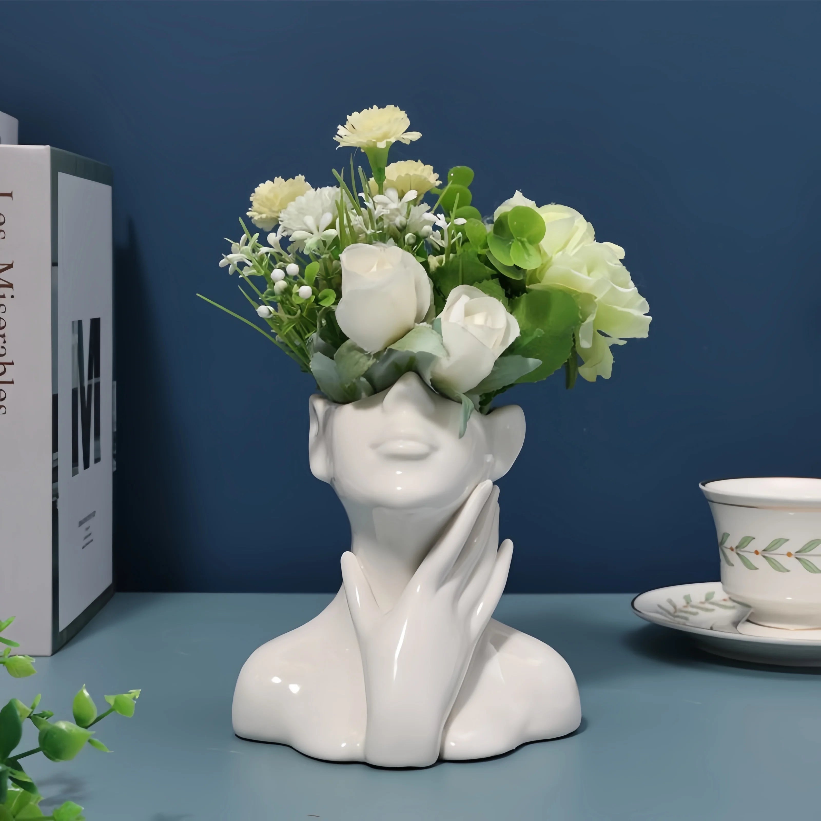 Human body vase, artistic vase, Nordic home decoration plastic vase, white plastic vase