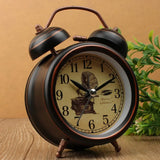 Vintage Night Light Alarm Clock European Retro Metal Alarm Clock Bedside Mute Needle Table Clock Gets Bed Ringing Bell Room